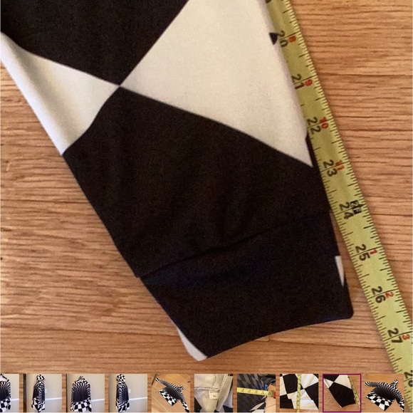 Unisex optical illusion polyester hoodie in black and white. Size XL. - Picture 10 of 11